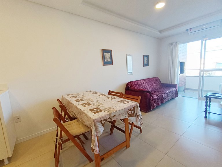 Apartamento Santinho, churrasqueira e ar - INE103