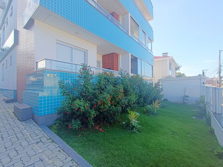 Apartamento Santinho, churrasqueira e ar - INE103