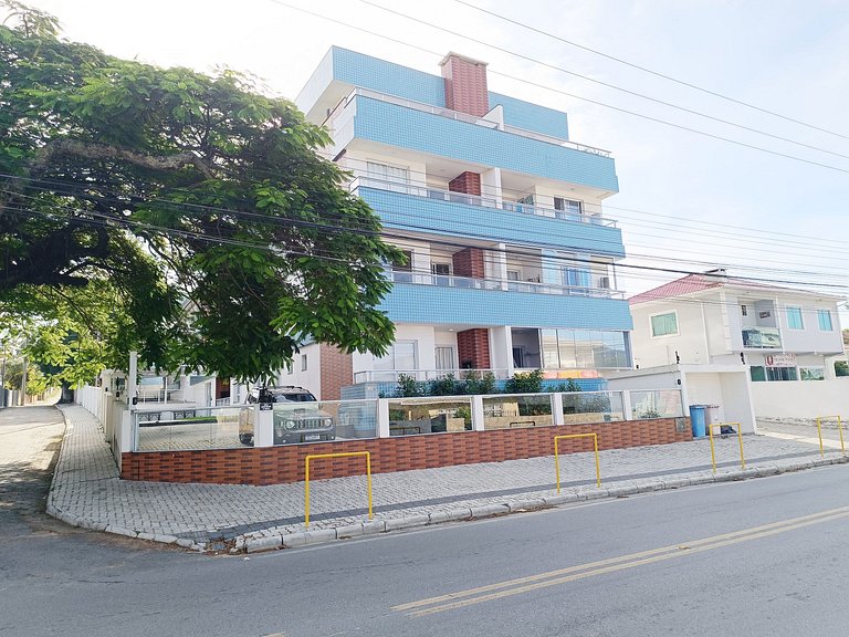 Apartamento Santinho, churrasqueira e ar - INE103