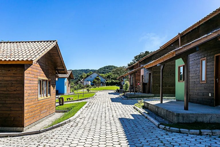 Cabanas aconchegantes. Desfrute da natureza e praia